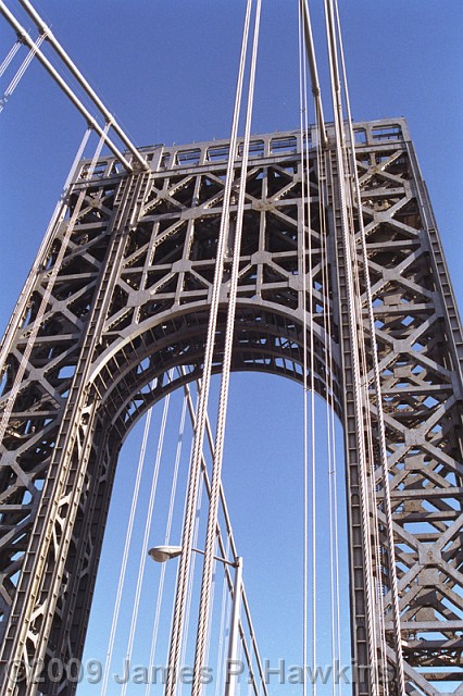 slides/02 - CAE010302_0012.jpg bridges George Washington Bridge Camera: Canon AE-1 Film: Kodacolor ASA 100